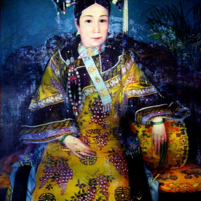 The_Portrait_of_the_Qing_Dynasty_Cixi_Imperial_Dowager_Empress_of_China_by_an_Imperial_Painter_3